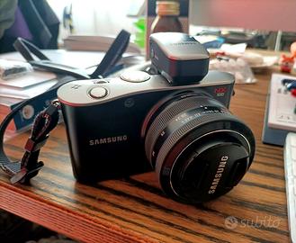 Samsung nx 100