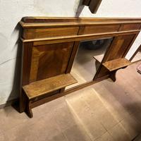 Mobile restaurato in legno