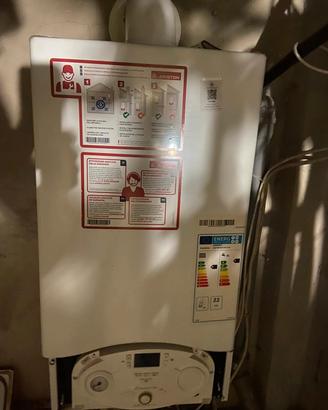 caldaia ariston  da sostituire scamiatore 