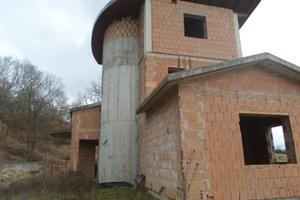 Villa in costruzione a Tito Scalo