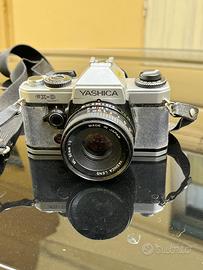 Macchina fotografica Yashica FX-D Quartz 35mm SLR