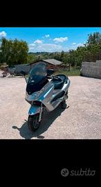 piaggio x 8 200cc
