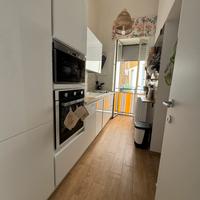 Cucina moderna 2 anni di vita con elettrodomestici