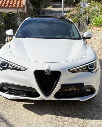 Alfa Romeo Stelvio 2.2 Turbodiesel 190 CV AT8 Q4 S