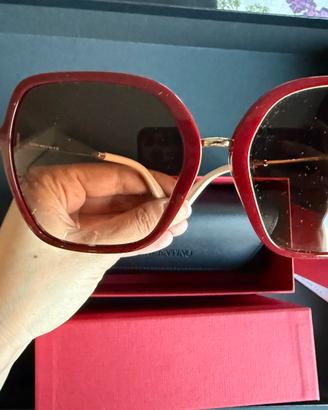 Occhiali da sole Valentino rosso amaranto rockstud