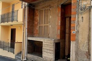 Terratetto Santa Lucia del Mela