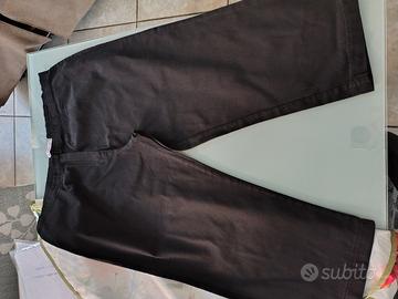 pantaloni pinocchietto