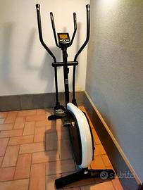 Ellittica  autoalimentata con fascia cardio