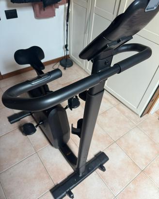 Cyclette autoalimentata
