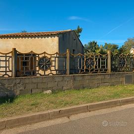 Villetta indipendente con ampio terreno e progetto