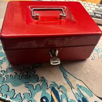 Cassetta con serratura