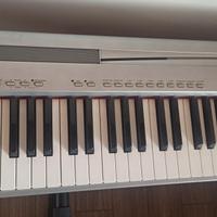 Pianoforte digitale Yamaha + pedale+  supporto 