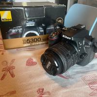 Nikon d5300 18-55mm VR II Kit + obiettivo 55-300mm