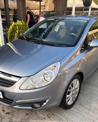 Opel Corsa 1.2 3 porte Enjoy