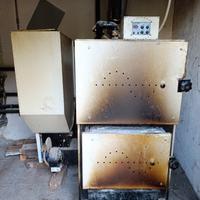 caldaia combinata pellet e legna 