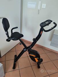 Cyclette pieghevole con schienale Vannect 917T