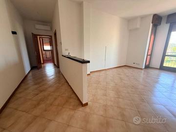Appartamento di 120 m² con 5 locali e box auto a S