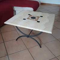 Tavolino in marmo