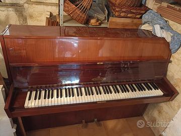 Pianoforte da parete