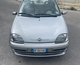 Fiat 600