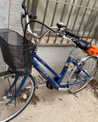 Bicicletta pedalata assistita Italwin