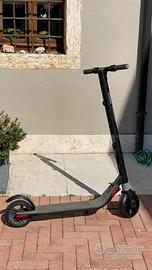 Monopattino elettrico Segway Ninebot
