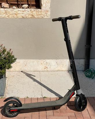 Monopattino elettrico Segway Ninebot