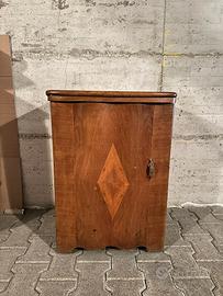 Macchina da cucire Visnova 