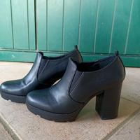 Scarpe con tacco nere