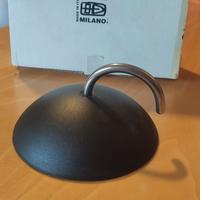 Fermacarte Tokelau design Enzo Mari Danese Milano