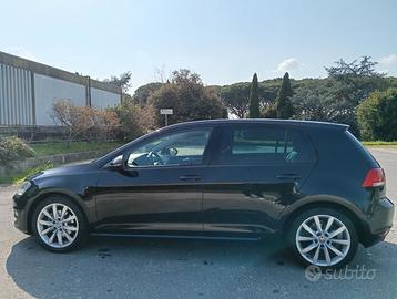 Volkswagen Golf 7  Highline 1.6 TDI 105CV