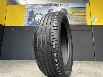 01 Pneumatico 245/50R19 Pirelli estive 90% residui