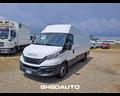 iveco-35s16s-v-35s16v-u3317