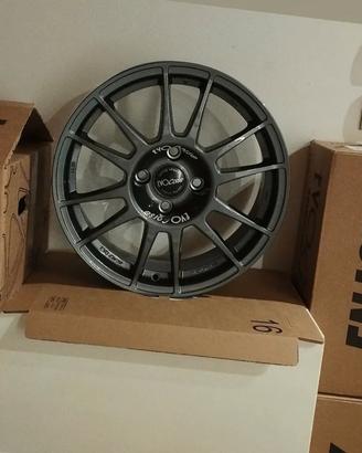 set evo corse trofeo NUOVI gommati al 90%