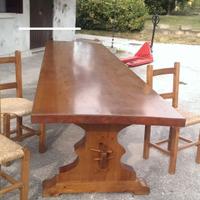 TAVOLO CON SEDIE IN LEGNO