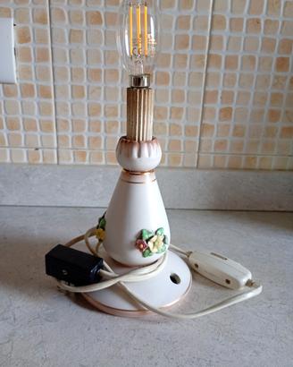 Lampada vintage da tavola in ceramica 