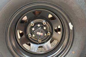 Cerchi DOTZ 15 scampanati con gomme