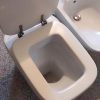Bidet e Water  ceramica bianca 