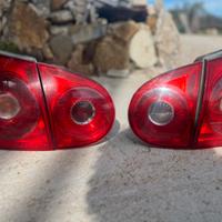 COPPIA INTERA DI 4 Fanali posteriori golf 5