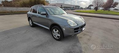 Porsche Cayenne 3.2 GPL