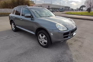 Porsche Cayenne 3.2 GPL
