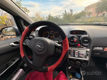 Opel corsa D 2010