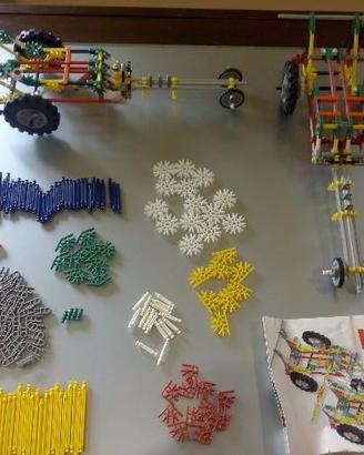 Costruzioni K'Nex set 22002 drag racers più altri