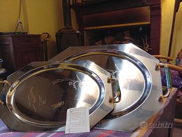 vassoi nuovi acciaio oro ed onice