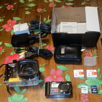 Macchina Sony DSC-HX5V con custodia subacquea
