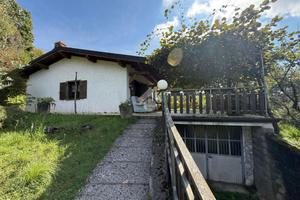 VILLA SINGOLA A POLAVENO