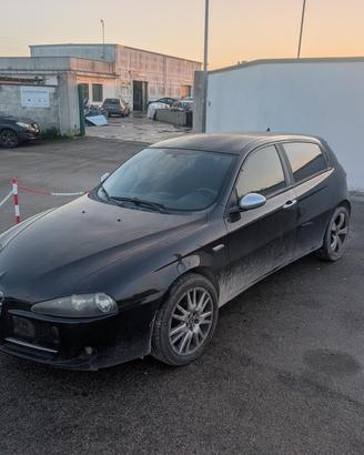 ALFA ROMEO 147 937 1.9 16V Q2 150CV -ricambi