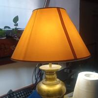 LAMPADA IN OTTONE DA TAVOLO CON LAMPADINA A LED