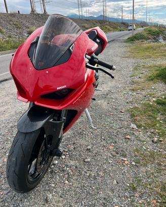 Ducati Panigale V2