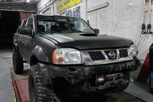 Navara d22 super accessoriata